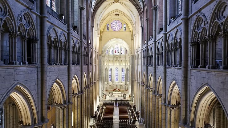 La cathédrale Saint-Jean, lieu d'énergie